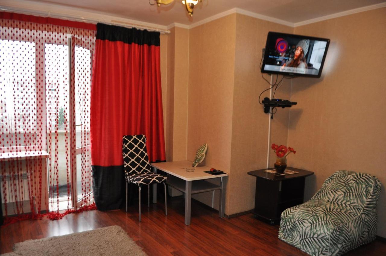 Spacious With Balcony Daire Kremençuk